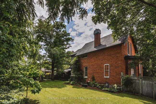 42 Burton Ave, House other with 3 bedrooms, 3 bathrooms and 2 parking in Barrie ON | Image 7