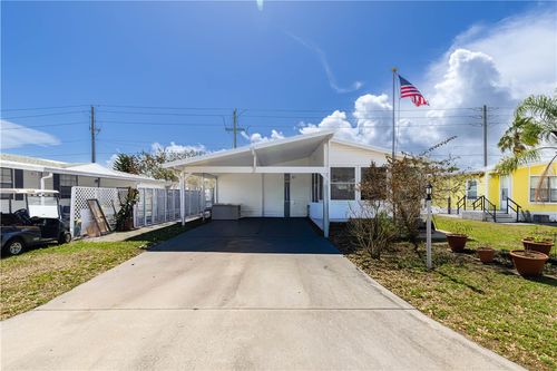 835 Vireo Dr, Barefoot Bay, FL, 32976-7351 | Card Image