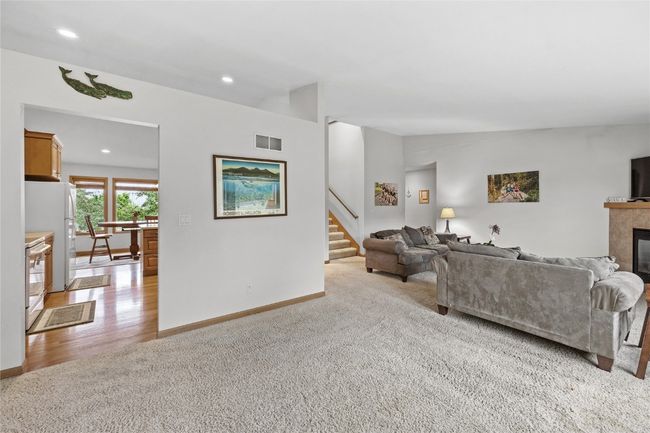 A - 664 J Ave Ne, Condo with 3 bedrooms, 3 bathrooms and null parking in Cedar Rapids IA | Image 7