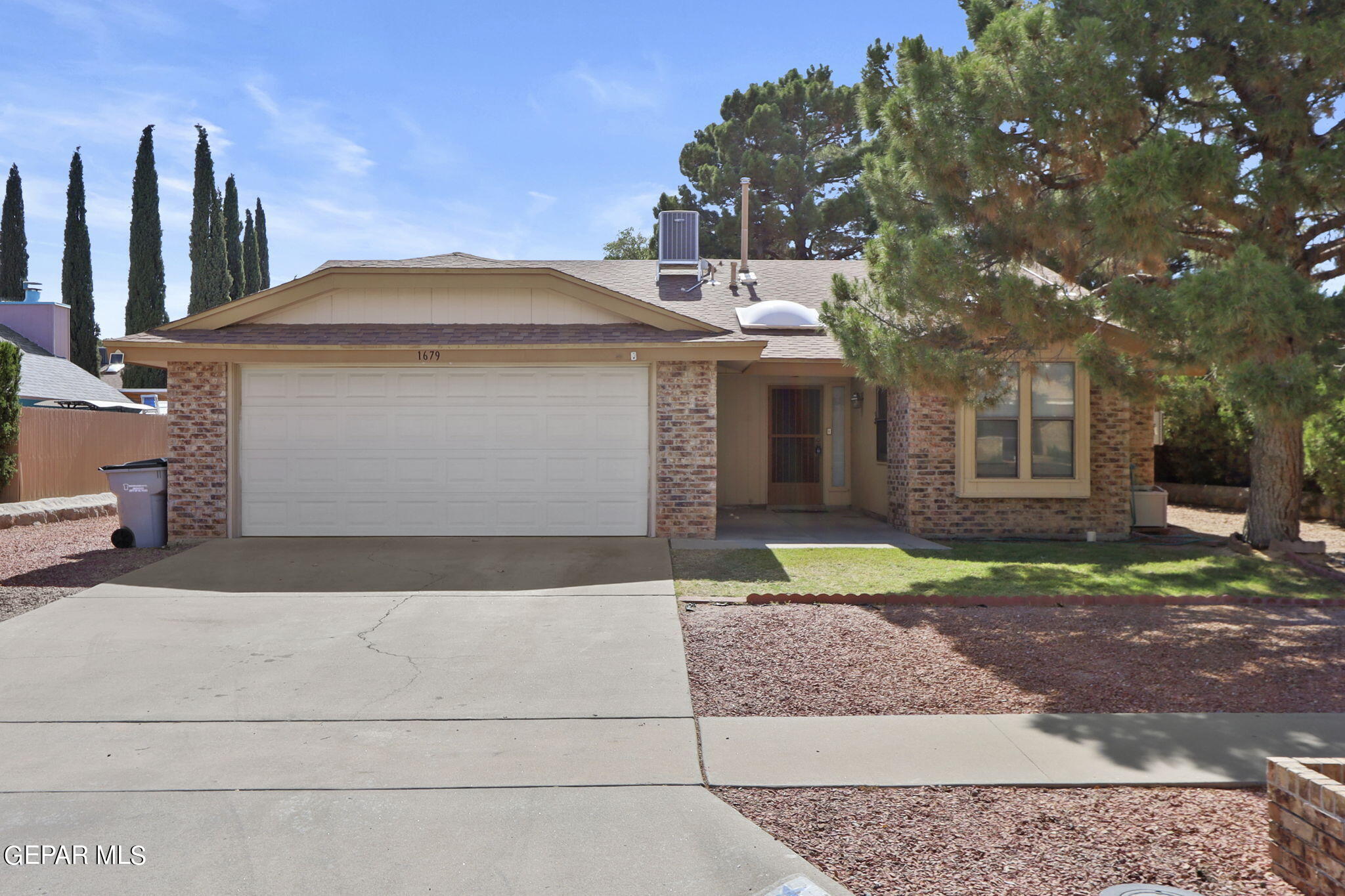 Janet Coles Ln, El Paso, TX 79936