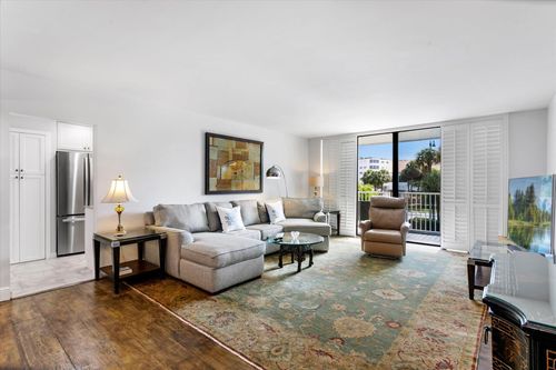 214-2860 S Ocean Blvd, Palm Beach, FL, 33480-5584 | Card Image