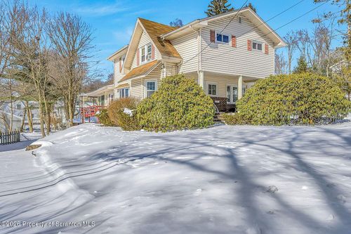 429 Clark Ave, Clarks Summit, PA, 18411-1015 | Card Image