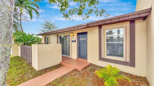 11959 Sw 110th Street Cir S, Miami, FL, 33186-3830 | Card Image