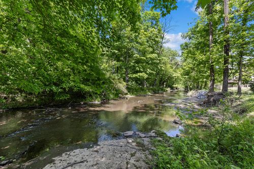 2524 Distillery Rd, Greenbrier, TN, 37073-5721 | Card Image