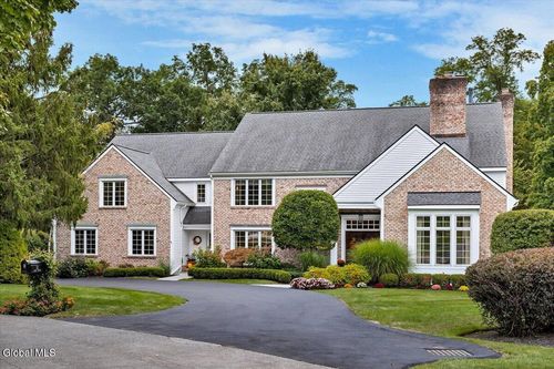 12 Sage Est, Menands, NY, 12204-2237 | Card Image