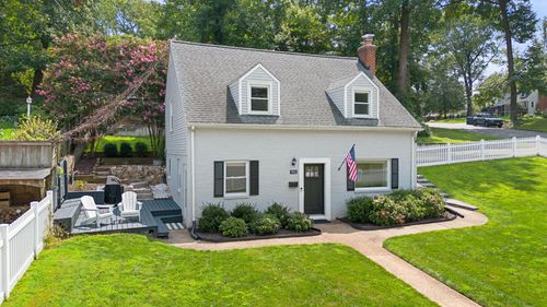 7011 Jefferson Ave, FALLS CHURCH, VA, 22042-1807 | Card Image