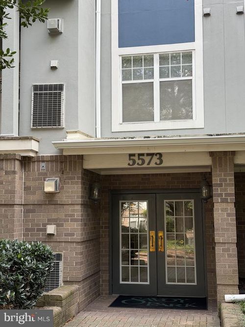 114-5573 Seminary Rd, FALLS CHURCH, VA, 22041-3549 | Card Image