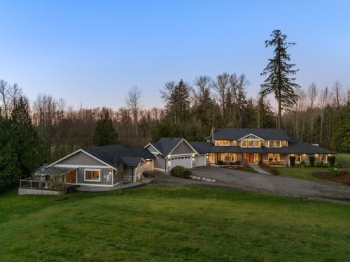 22015 40 Ave, Langley, BC, V2Z1N7 | Card Image