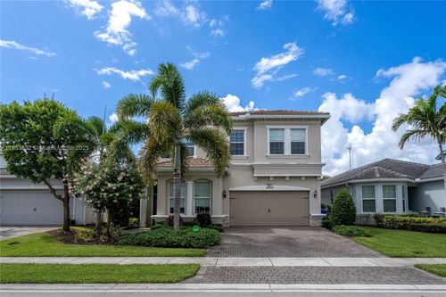 4658 Greenway Dr, Hollywood, FL, 33021-2144 | Card Image