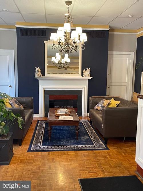 4e-1001 Saint Paul Street N, BALTIMORE, MD, 21202 | Card Image