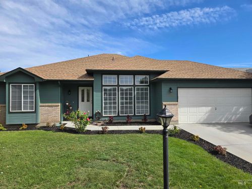 8252 W Pomona Ct, Boise, ID, 83704-5700 | Card Image