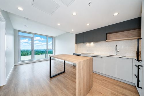 3502-567 Emerson St, Coquitlam, BC, V3J0M8 | Card Image