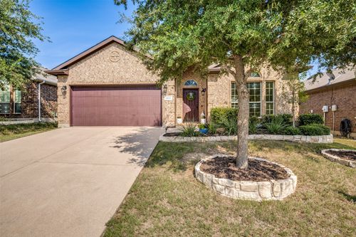3021 Maple Creek Dr, Fort Worth, TX, 76177-2164 | Card Image