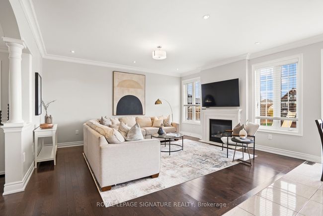 103 Ironside Dr, House other with 5 bedrooms, 5 bathrooms and 4 parking in Woodbridge ON | Image 10