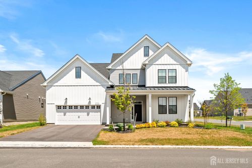 2 Evelyn Ct, Cranbury, NJ, 08512-1217 | Card Image