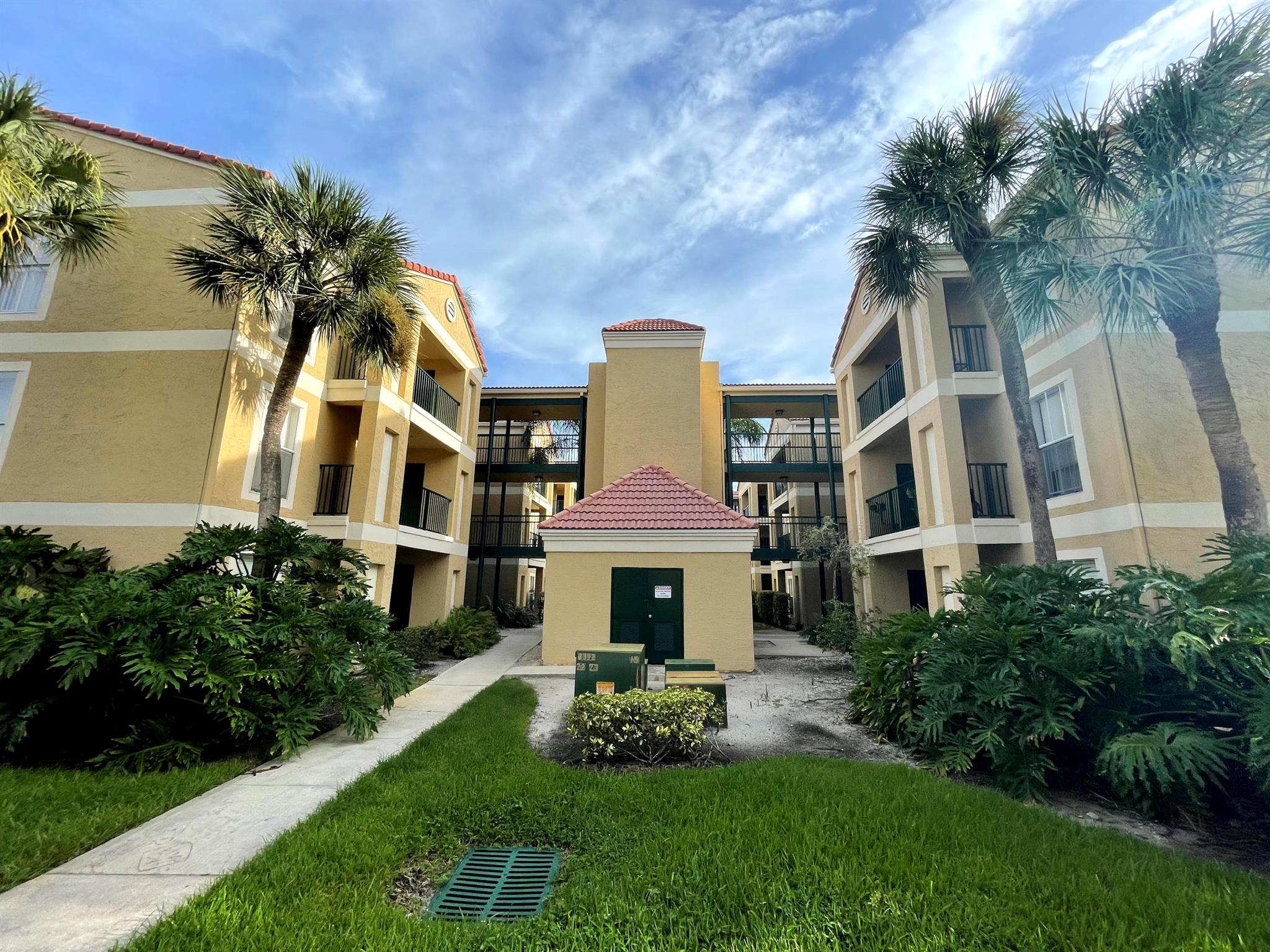 1231 733 Riverside Drive, For Rent in Coral Springs Zoocasa