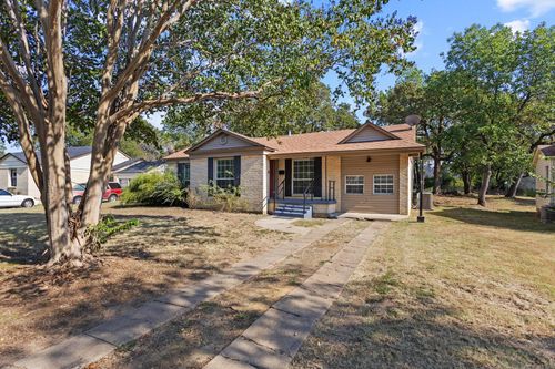 82 Vaughn Dr, Denison, TX, 75020-2345 | Card Image