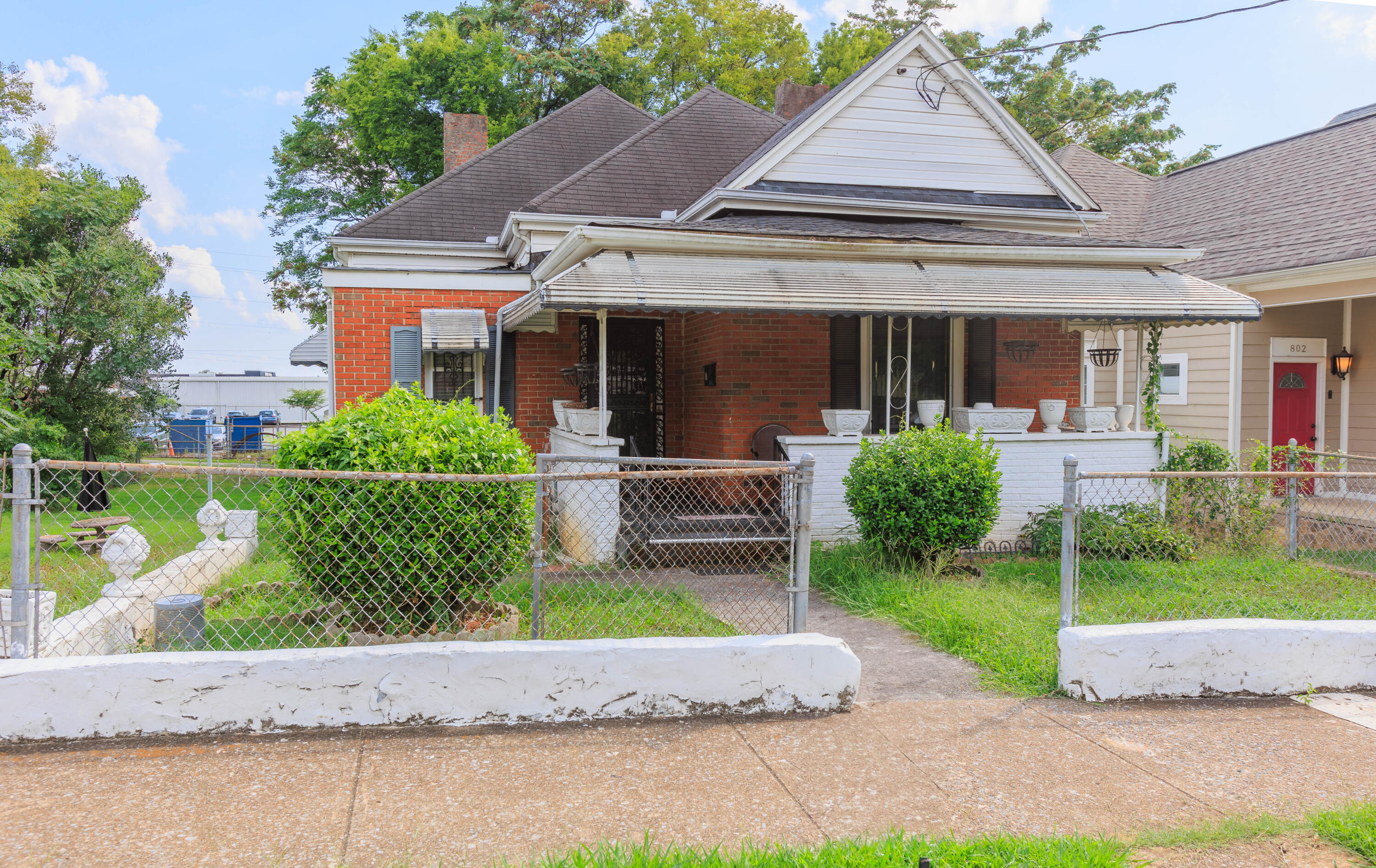 10th St, Chattanooga, TN 37403
