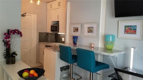 apt-209-7300 Ocean Ter, Miami Beach, FL, 33141-2776 | Card Image