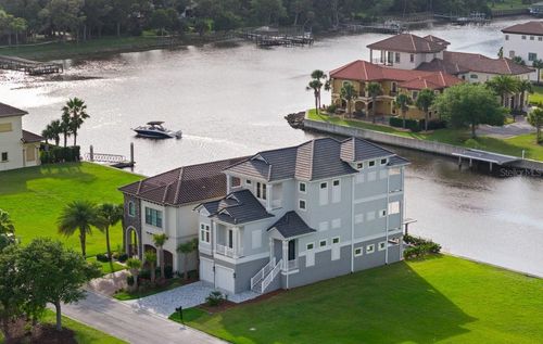 18 Spinaker Cir, Palm Coast, FL, 32137-3427 | Card Image