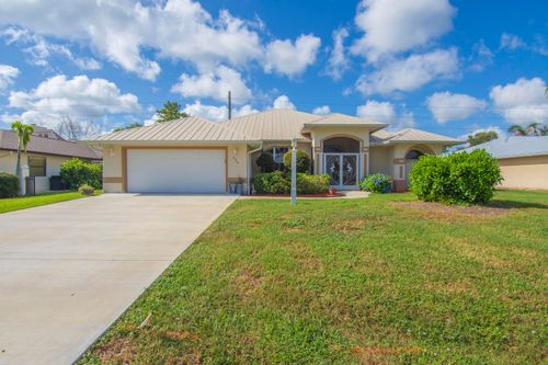 488 Arbor St, Sebastian, FL, 32958-4572 | Card Image