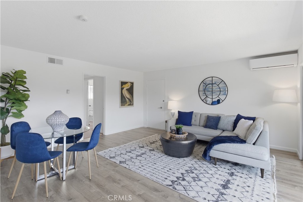 Residential in Gardena 3