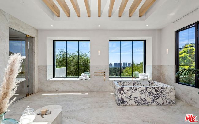 9904 Kip Dr, House other with 10 bedrooms, 22 bathrooms and null parking in Beverly Hills CA | Image 14