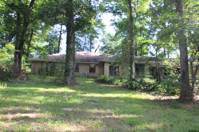 20312 Us Highway 69 S, House other with 4 bedrooms, 2 bathrooms and null parking in Tyler TX | Image 4