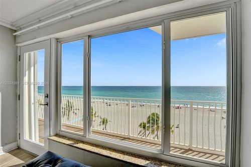 503-300 Oregon St, Hollywood, FL, 33019-2028 | Card Image