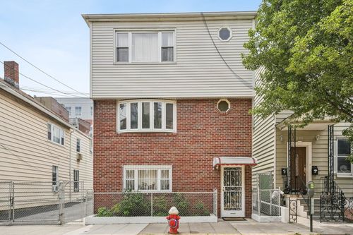 2-529 38th St, Union City, NJ, 07087 | Card Image