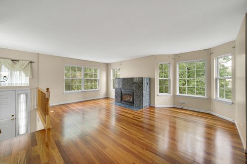 62-62 E Clare Ct, Palatine, IL, 60067-9412 | Card Image