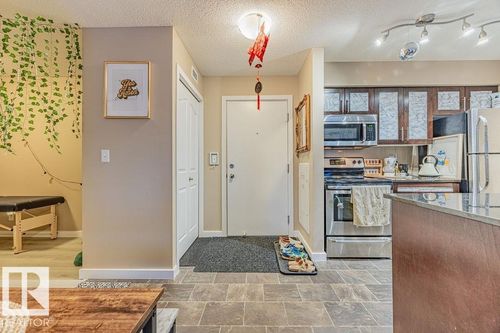 310-12025 22 Ave Sw, Edmonton, AB, T6W2Y1 | Card Image