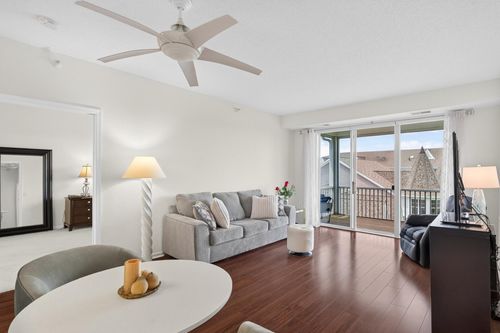 329-100 Clydesdale Trl, Medina, MN, 55340-4534 | Card Image