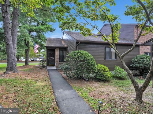 2101 Village Rd, ORWIGSBURG, PA, 17961-9699 | Card Image