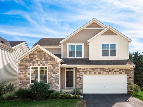 45 Gold Meadow Dr, Lewis Center, OH, 43035-7181 | Card Image