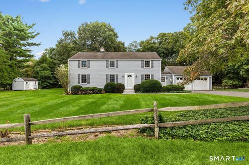 27 White Oak Shade Ln, New Canaan, CT, 06840-6926 | Card Image