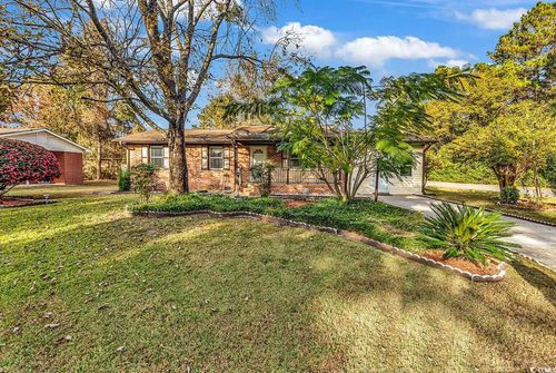 601 Lincoln Ln, Conway, SC, 29526-8707 | Card Image