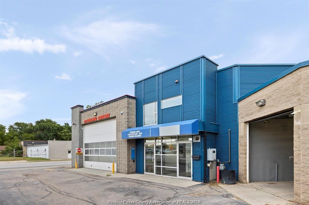 Commercial Sale in Leamington 2