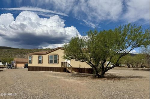 19020 E Slaton Rd, Black Canyon City, AZ, 85324-8900 | Card Image