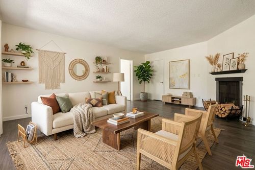 20-1012 7th St, Santa Monica, CA, 90403-4057 | Card Image