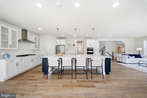 41231 Windfall Dr, ALDIE, VA, 20105-4026 | Card Image