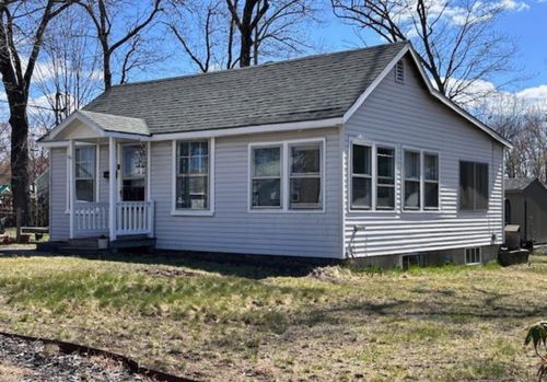 26 Carver Street, Sanford, ME, 04073 | Card Image