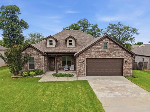2740 Chert Cv, Sherwood, AR, 72120-2382 | Card Image