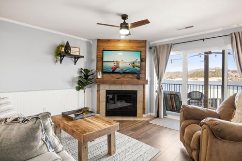 2b-245 Plaza Beach Dr, CAMDENTON, MO, 65020-4694 | Card Image