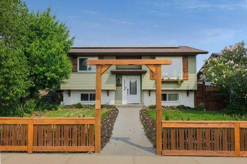1718 Summerfield Boulevard Se, Airdrie, AB, T4B1T3 | Card Image