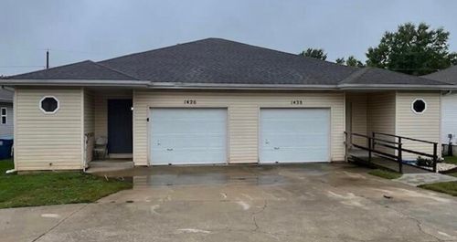 1498 W Rainey Street, Ozark, MO, 65721 | Card Image