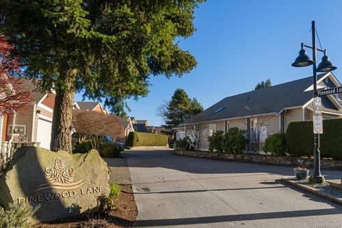 6347 Pinewood Lane, Nanaimo, BC, V9V1A4 | Card Image