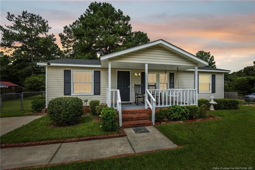 1013 Dunvegan Dr, Raeford, NC, 28376-9166 | Card Image