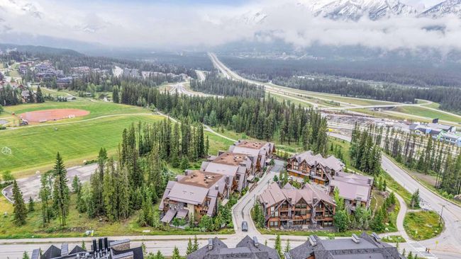 201 - 2100B Stewart Creek Dr, Condo with 2 bedrooms, 3 bathrooms and 1 parking in Canmore AB | Image 37
