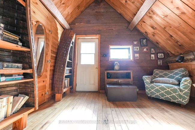 1015 Calbrett Rd, House other with 1 bedrooms, 1 bathrooms and 5 parking in Haliburton ON | Image 24